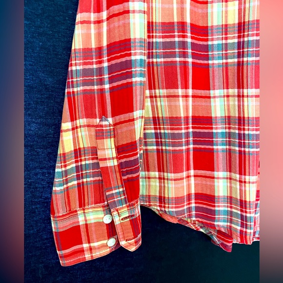 LUCKY BRAND- women’s button down blouse - Picture 3 of 4